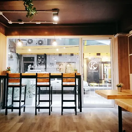 White House Hostel-2
